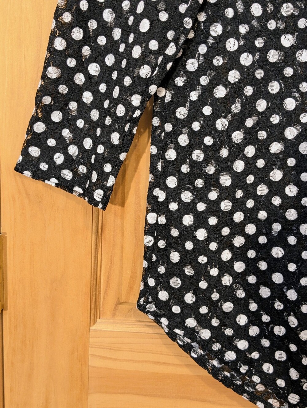 Chico's Tunic Top Nylon Mesh Polka Dot 3/4 Sleeve Semi Sheer Black White Sz 0/Sm - Picture 4 of 10